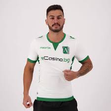 Ludogorets's current crest is designed by the supporters and was chosen after a poll in the club's website. Macron Ludogorets Razgrad Away 2016 Jersey Futfanatics