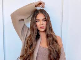 Khloé's sweet birthday message to kanye proves there are no hard feelings. Khloe Kardashian Rips Troll Who Tells Her She Looks Like An Alien Verve Times