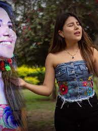 Valeria castañeda video del parque - Sexy Media Girls on ikomsdesign.com