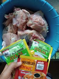 Lihat juga resep tomyam ayam enak lainnya. Resipi Ayam Rempah Bikin Terliur Hanya Guna Perencah Nasi Goreng Tomyam Pa Ma