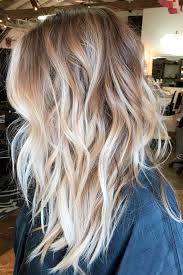 Balayage & ombre hair color. Ombre Hair Looks That Diversify Common Brown And Blonde Ombre Hair Couleur De Cheveux Balayage Idee Couleur Cheveux Coiffure Balayage