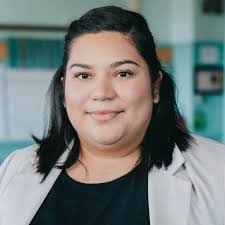 Julie Weidner's Instagram, Twitter & Facebook