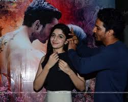 Before we delve into the depth of the film, it is important to mention that the debutants mawra hocane and harshvardhan rane are rating: Kasam Wallpaper Harshvardhan Rane And Mawra Hocane In Sanam Teri Kasam 784655 Hd Wallpaper Backgrounds Download