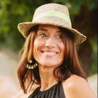 Valerie Clement's Instagram, Twitter & Facebook