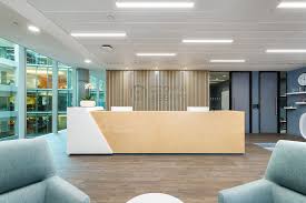 A Look Inside Crown Agents Modern London Office Modern Office Design Office Reception Design Modern Office Reception