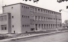 Eddig 549 alkalommal nézték meg. Gimnazium