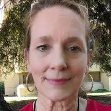 Suzanne Strang (Sims)