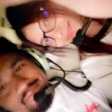 Why won't excess chrome powder wipe off during nail application?