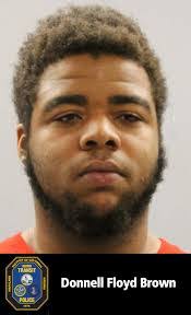 Donnell Floyd's Instagram, Twitter & Facebook