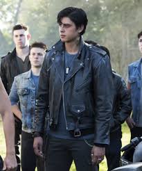 Birthday jordan connor is an actor from canada. Exactly How The Serpent Tattoos Are Made On Riverdale