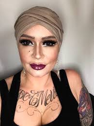 Anna Moffatt's Instagram, Twitter & Facebook