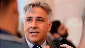 UEPC aceptará y Llaryora blinda su frente gremial en el (electoral) '25