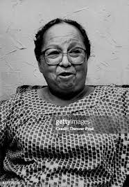 945 Ann Jun Photos & High Res Pictures