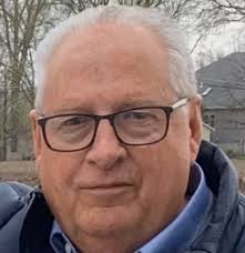 He was larger than life.' Remembering Galesburg car salesman Gene Stull