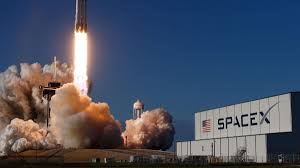 Spacex just launched another test flight of an early mars rocket prototype at its south texas facility, sending the towering silver vehicle soaring up to about six miles above earth, then putting. Spacex Warum Elon Musk Das Unternehmen Grundete Und Wie Spacex Die Raumfahrt Aufmischt Wissen