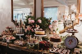 Son tan importantes como cualquier elemento en la decoración de en los días calurosos de verano no apetecen mucho los chuches dulces con un exceso de azúcar. Mesa Dulce Boda Mas Vidrier Sweetmama