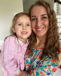 Baby number 7 added to these seesters! It was a beautiful, fun sprinkle for  @tillmansloan! Also, Indi is at this stage where she has so many  expressions I can rarely catch a