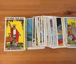 A complete tarot guide to learning tarot, the cards meanings, tarot decks, and spreads explained. Three Card Tarot Reading For Beginners 10 Steps Instructables
