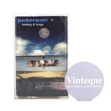 Album ini berisi 10 lagu dengan singel yang pertama. Kaset Pita Peterpan Bintang Di Surga Shopee Indonesia