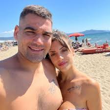 Sara Marcello's Instagram, Twitter & Facebook