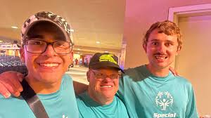 Happy happy 53rd birthday🥳🥳🎉🎉🎂 to Brian Tilley ! Brian joined the  Brandon Tennis For Fun clinic at High 5, Inc. in 2011. He has competed in .  Special Olympics Florida