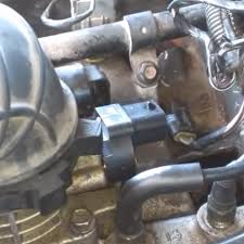 There is a small pin that sticks out from the throttle body that interfaces with the tps, it is visible once the old tps is removed. Throttle Position Sensor Tps 4874371 4874371ad For Dodge Dakota For Jeep Grand Cherokee Wrangler 1997 2002 Mimbarschool Com Ng