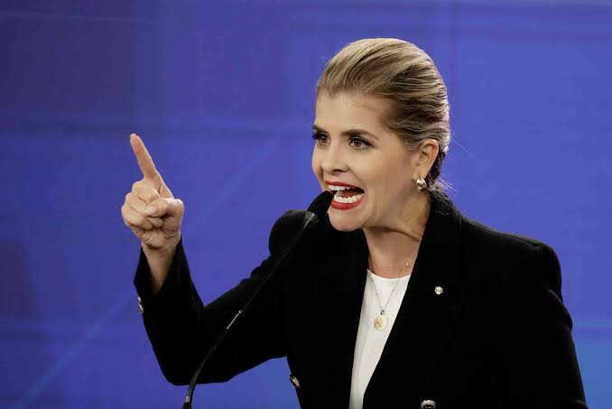 El chavismo acaricia el triunfo en primera vuelta - Divergentes