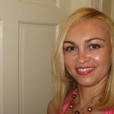 Anna Bode's Instagram, Twitter & Facebook