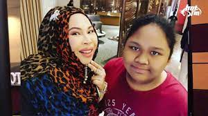Cik b anak vida ретвитнул(а). Gengpagihot Cik B Tak Suka Shopping Dengan Dato Seri Vida Youtube