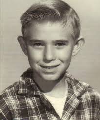 GatheringGardiners: Kenneth Kirk Schade 1946