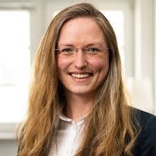 Elena Philipova's Instagram, Twitter & Facebook