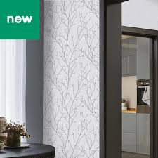 Goodhome Obetia Grey Tree Silver Effect Smooth Wallpaper Goodhome Gray Tree Textured Wallpaper