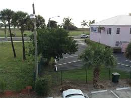 After reading the only review for this place (sorry for that guy ={ ) and was a little hesitant to stay here, i bit the bullet. View From Balcony Of Beach A Block Away Picture Of Royal Inn Beach Hutchinson Island Fort Pierce Tripadvisor