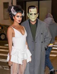 18 Topical Couples Costumes to Wear This Halloween