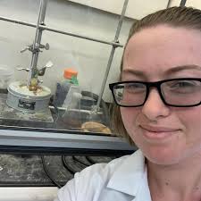 Lily Harmon's Instagram, Twitter & Facebook