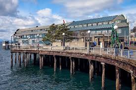 In The Fall Of 2013 Nw Wind Solar Won The Bid For The Solar Pv Installation On The Seattle Aquarium The Seattle Aquarium Solar Projects Solar Energy System