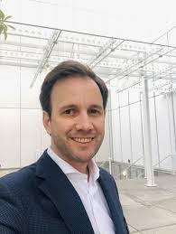 Kenneth Lambert's Instagram, Twitter & Facebook