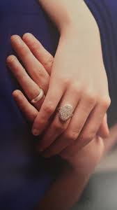 Bella Cullen | Bella swan ring, Twilight ring, Gold jewelry fashion