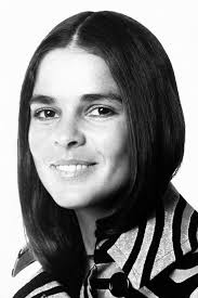 In 1969 she married robert evans a film producer and sired a son. Ali Macgraw Filme Alter Biographie