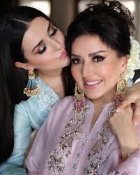 Eid Mubarak my beautiful Insta family ❤️have been enjoying with my children  & family hence the late post ❤️my @beyondbeautynatasha & I were both  dressed by the amazing @farahtalibaziz ❤️ absolutely loved