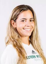 Regina Mendez's Instagram, Twitter & Facebook