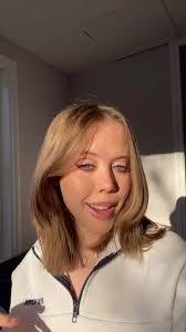 Emily Kyte's Instagram, Twitter & Facebook