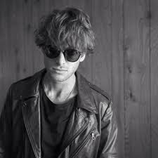 Kate nash was born on july 6, 1987 in harrow, london, england as kate marie nash. Paolo Nutini Nutini Paolo Twitter