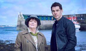 Watch episodes of the hit series vera on across all of your devices with acorn tv. Vera 2020 Cast Who Is In The Cast Of Vera Tv Radio Showbiz Tv Express Co Uk