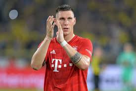 Douglas costa de souza (born 14 september 1990) is a brazilian footballer who plays as a attacking midfielder for bundesliga club bayern munich, on loan from serie a club juventus, and the brazil national team. Injury Update Bayern Munich S Niklas Sule Expected To Return While Douglas Costa Appears Done In Bavaria Bavarian Football Works