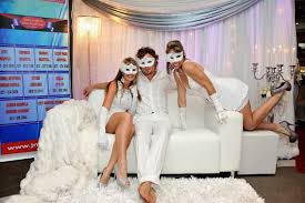 Black And White Theme Party Dress Ideas I Pinimg Com Originals 69 10 93 6910931d2f50a5a