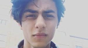 Aryan Khan Height Weight Age Girlfriend Family Facts Biography Gauri berasal dari latar belakang tentara yang ketat. aryan khan height weight age