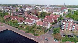Bin mutter von 2 kindern in sachen putzen kenne ich mich also gut aus arbeite über 3 jahre beim taxiunternehmen und reinige autos und die büros.leider nur mini job. Zdf In Wilhelmshaven Zdfheute