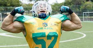 Troféu de futebol americano com 130cm. Futebol Americano Made In Brazil Meio Mensagem