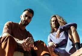 Após cantar o hit o sol, ele relembrou como a música estourou e a. Vitor Kley Lanca Single Com O Cantor Portugues Diogo Picarra Ouca Nada E Para Sempre Midiorama